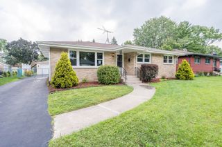 18515 Oakley Avenue, Lansing, IL 60438