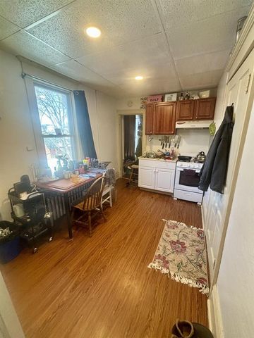 1054 Williamson Street, Madison, WI 53703