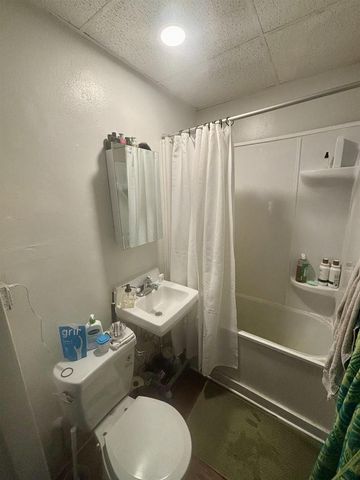 1054 Williamson Street, Madison, WI 53703