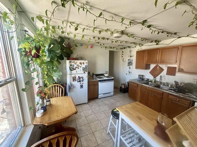 1054 Williamson Street, Madison, WI 53703