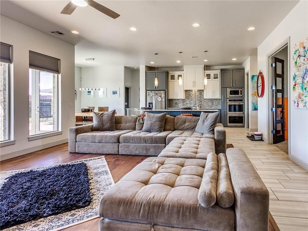 4740 Hillcrest Lane, Edmond, OK 73025