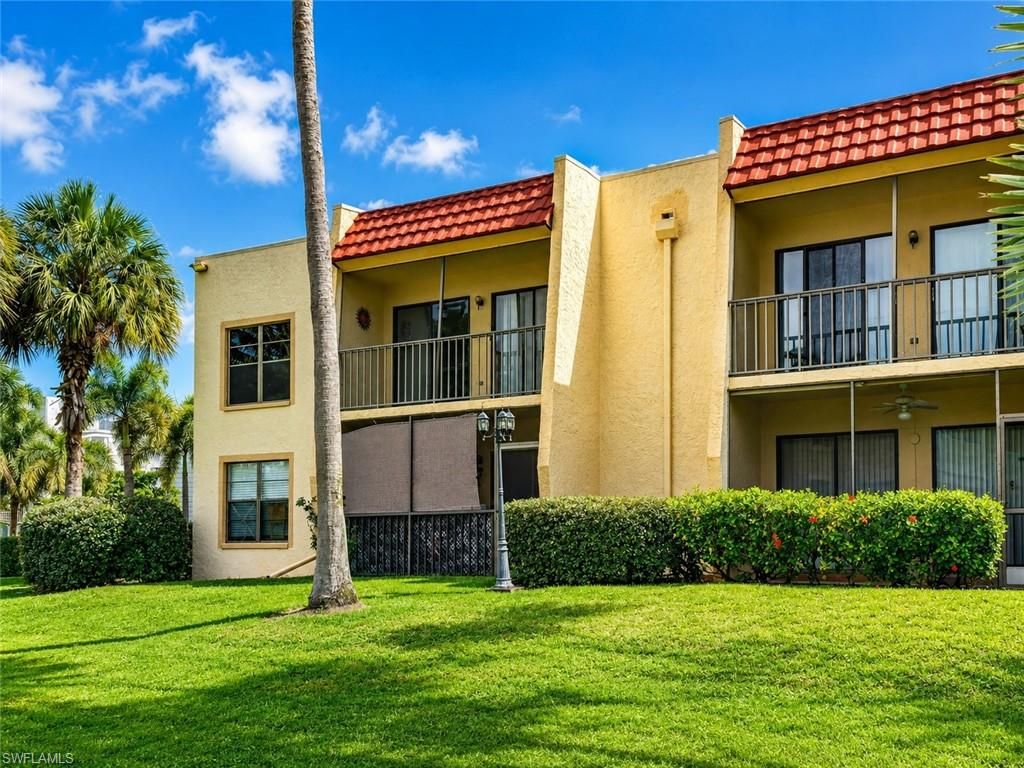 12481 McGregor BLVD 17, FORT MYERS, FL 33919 — photo 2