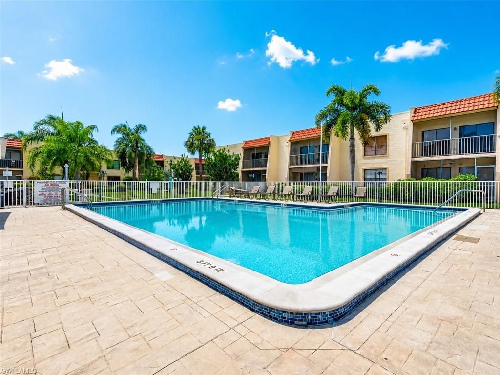 12481 McGregor BLVD 17, FORT MYERS, FL 33919 — photo 4