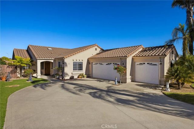 1166 Rose Court, Grover Beach, CA 93433