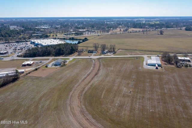 000 Nc-55, Mount Olive, NC 28365