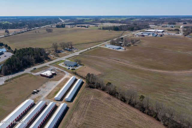 000 Nc-55, Mount Olive, NC 28365