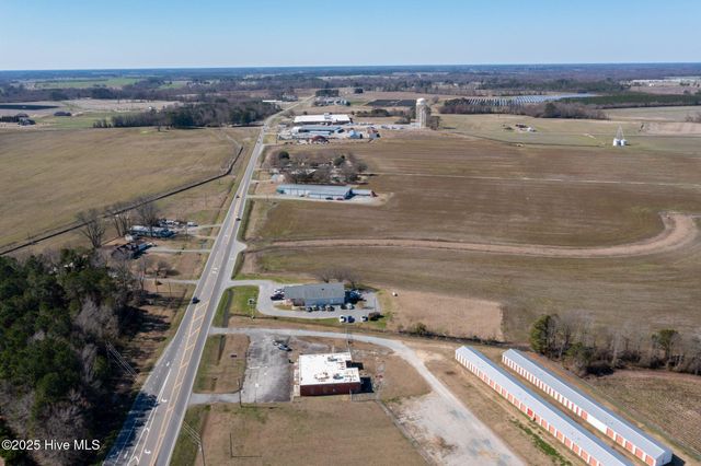 000 Nc-55, Mount Olive, NC 28365