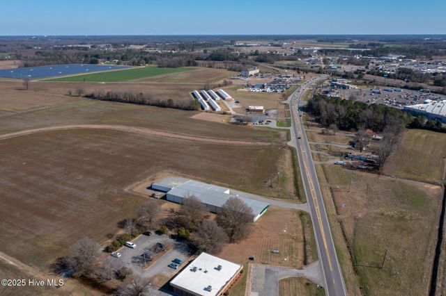 000 Nc-55, Mount Olive, NC 28365