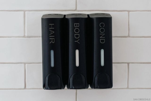 3805 Atascadero Dr, San Diego, CA 92107