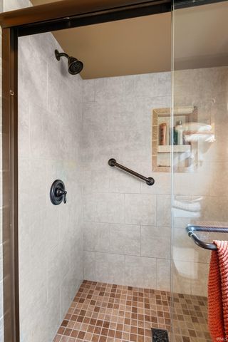 7713 E Old 30 Road, Pierceton, IN 46562