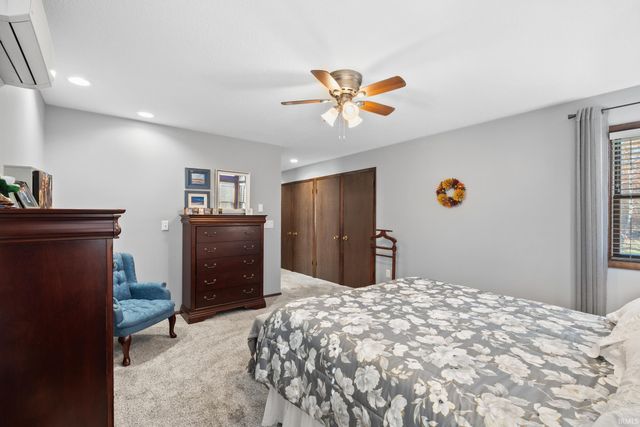 7713 E Old 30 Road, Pierceton, IN 46562