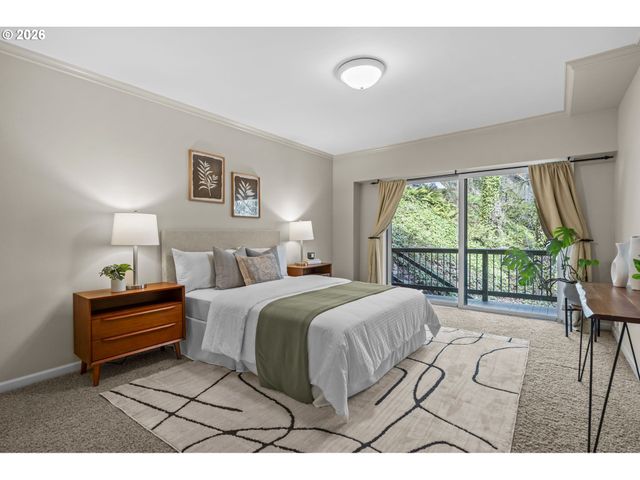 5202 Sw NORTHWOOD Ave, Portland, OR 97239