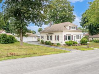 3 Diana Avenue, Smithfield, RI 02917
