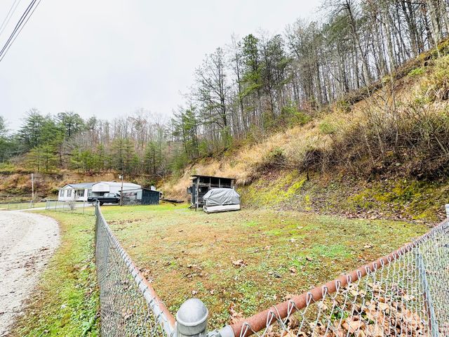 125 Crescent Road, Manchester, KY 40962