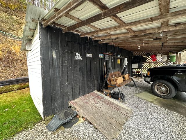 125 Crescent Road, Manchester, KY 40962