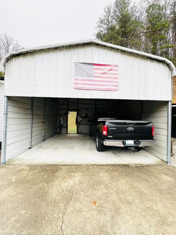 125 Crescent Road, Manchester, KY 40962