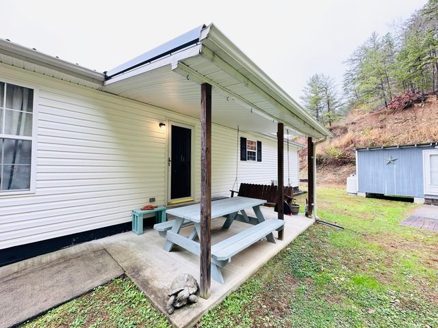 125 Crescent Road, Manchester, KY 40962