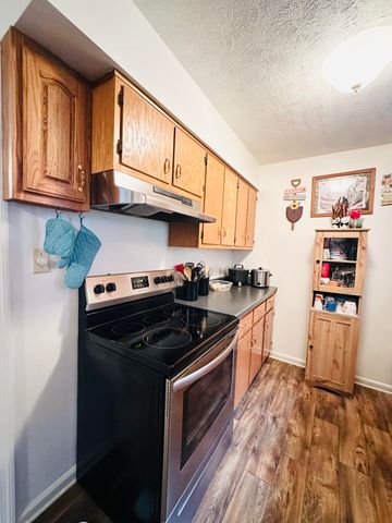 125 Crescent Road, Manchester, KY 40962