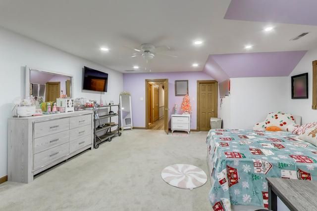 9910 W 167th Street, Orland Park, IL 60467