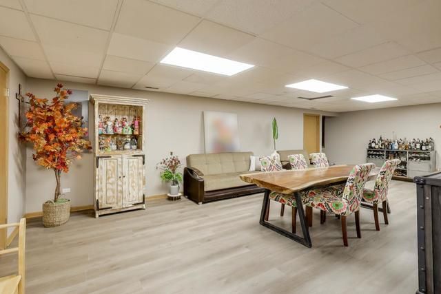 9910 W 167th Street, Orland Park, IL 60467