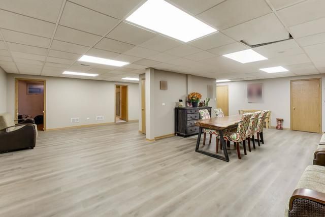 9910 W 167th Street, Orland Park, IL 60467