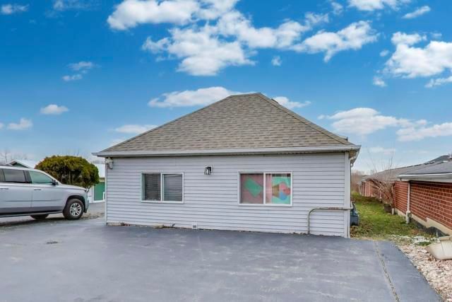 9910 W 167th Street, Orland Park, IL 60467