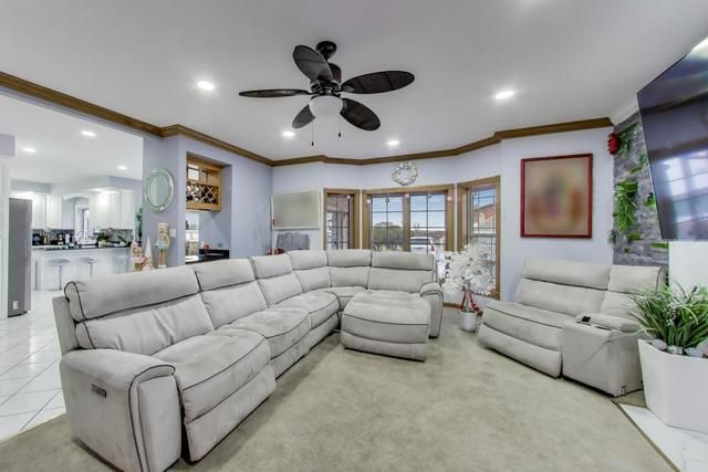 9910 W 167th Street, Orland Park, IL 60467