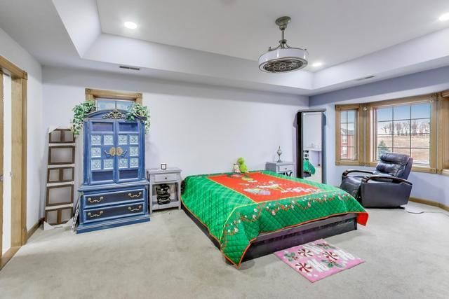 9910 W 167th Street, Orland Park, IL 60467