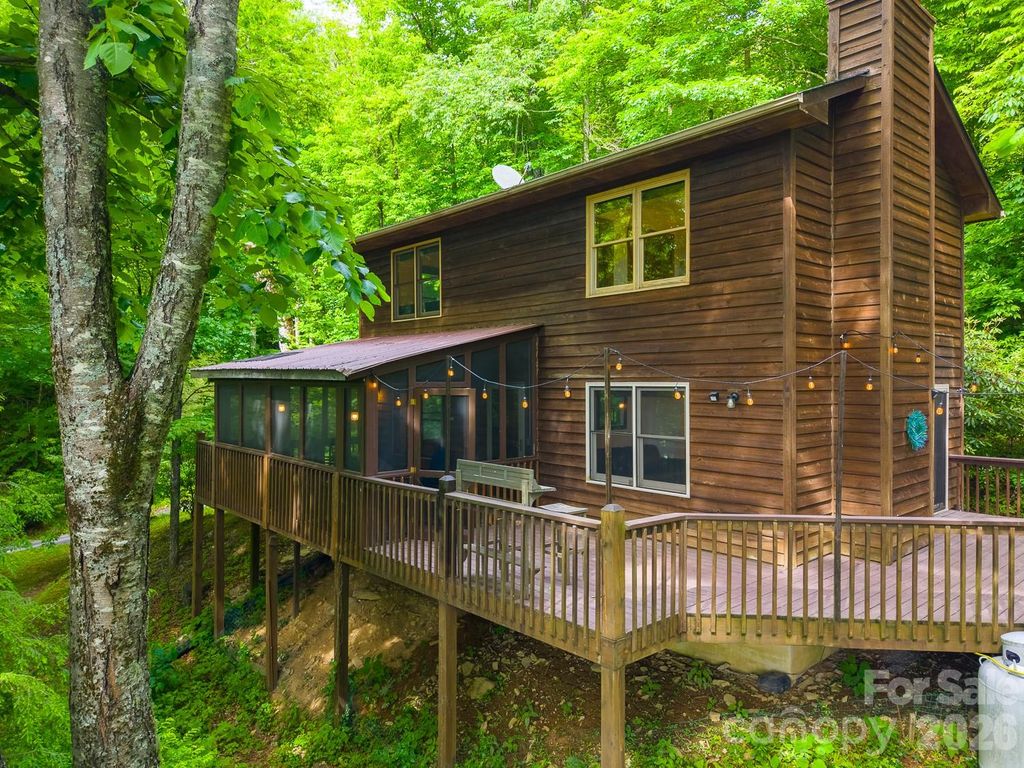 903 Plott Balsam Road, Maggie Valley, NC 28751