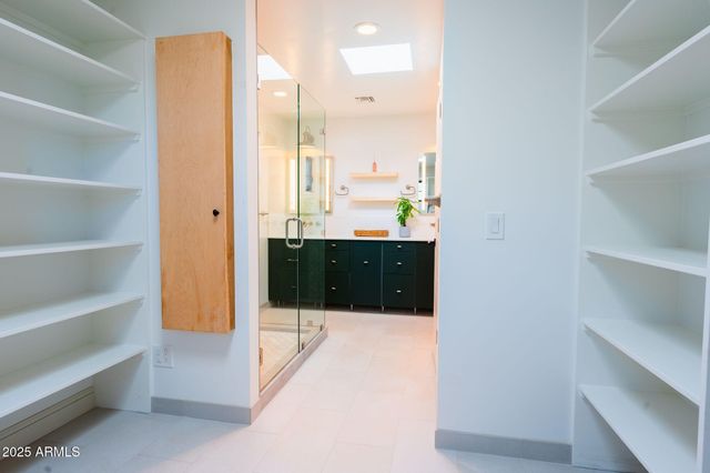 914 E SHERIDAN Street, Phoenix, AZ 85006