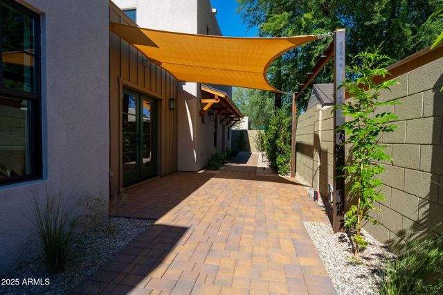 914 E SHERIDAN Street, Phoenix, AZ 85006