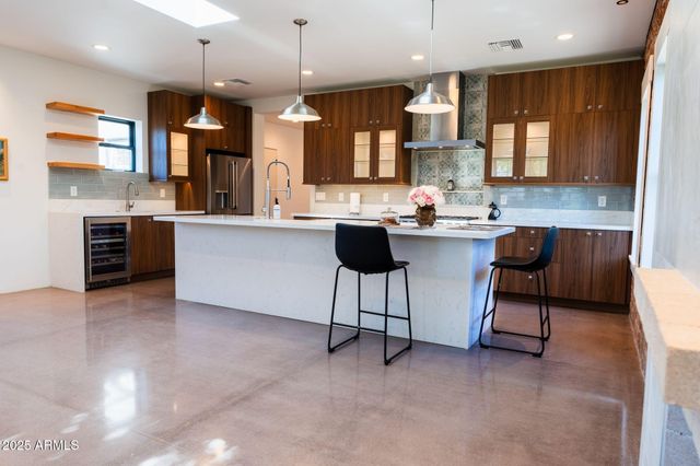 914 E SHERIDAN Street, Phoenix, AZ 85006