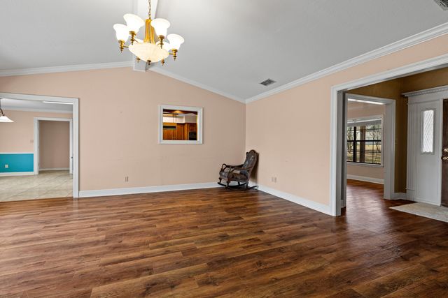 111 Lindsey Brook Lane, Longview, TX 75601