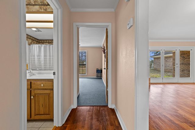 111 Lindsey Brook Lane, Longview, TX 75601