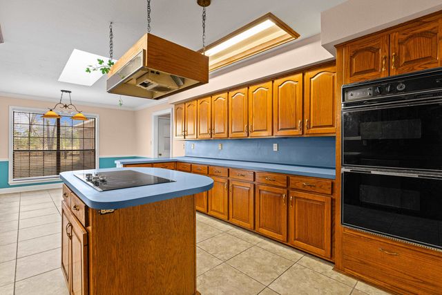 111 Lindsey Brook Lane, Longview, TX 75601