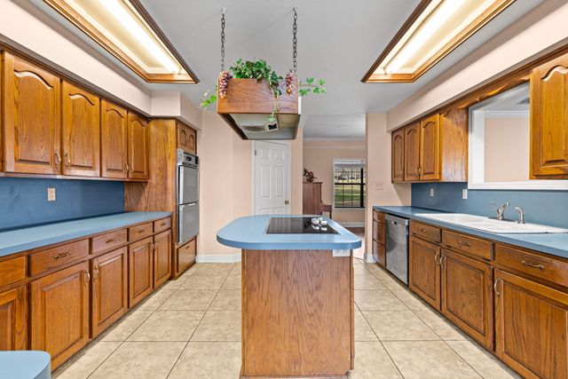 111 Lindsey Brook Lane, Longview, TX 75601