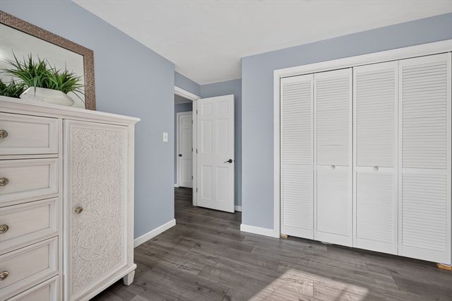 8 Marks Way, Sutton, MA 01590