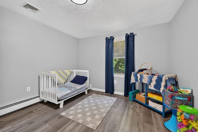 8 Marks Way, Sutton, MA 01590