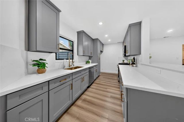 7907 Satsuma, Sun Valley, CA 91352