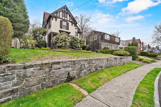 112 Ralph Avenue, White Plains, NY 10606