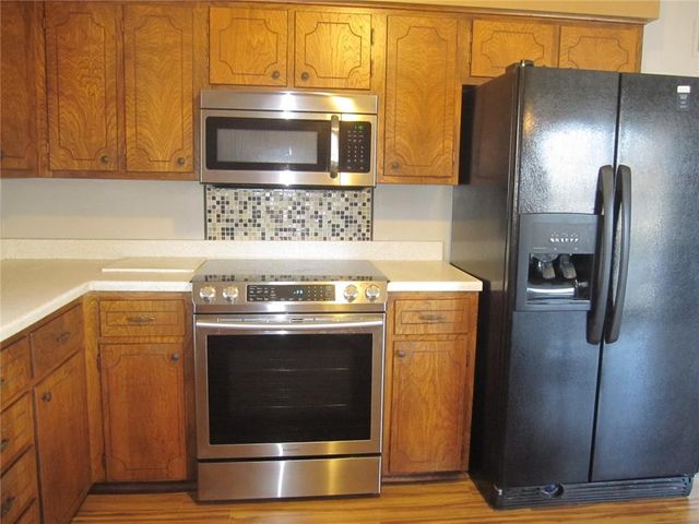 3904 N 29th Street, St Joseph, MO 64506