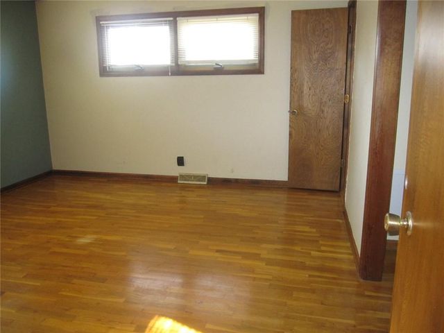 3904 N 29th Street, St Joseph, MO 64506