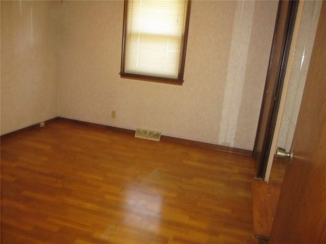 3904 N 29th Street, St Joseph, MO 64506