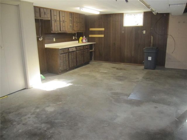 3904 N 29th Street, St Joseph, MO 64506