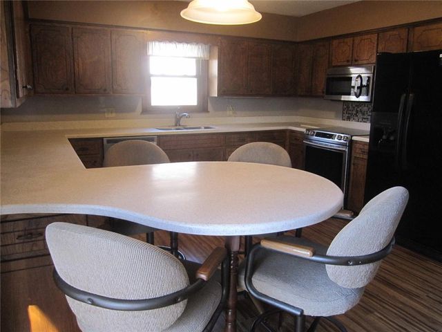 3904 N 29th Street, St Joseph, MO 64506