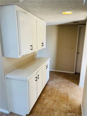 678 Monterey Place, Hemet, CA 92543
