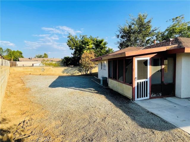 678 Monterey Place, Hemet, CA 92543
