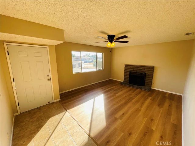 678 Monterey Place, Hemet, CA 92543