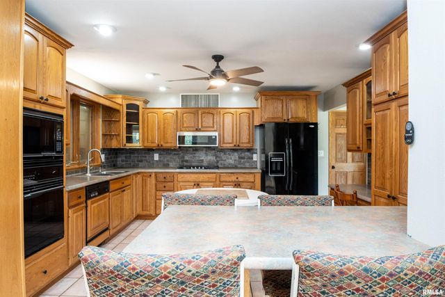 508 W TETON Drive, Peoria, IL 61614