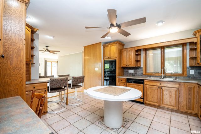 508 W TETON Drive, Peoria, IL 61614
